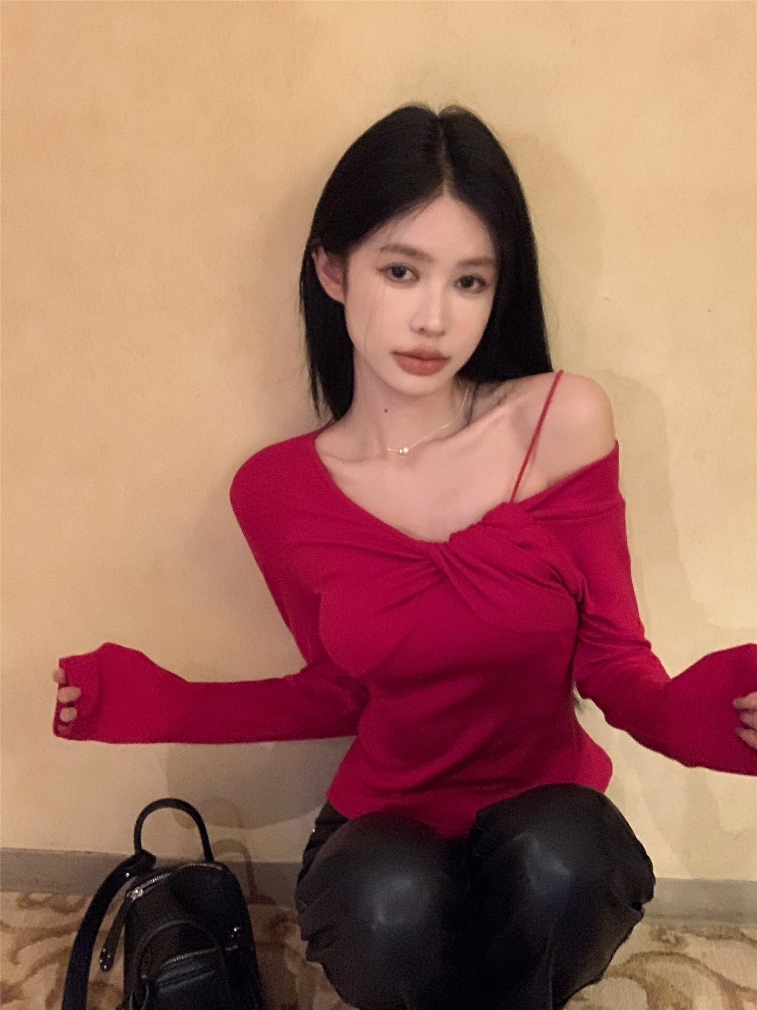 實拍~秋冬新款扭結打底衫上衣套頭純色不對稱修身顯瘦針織衫