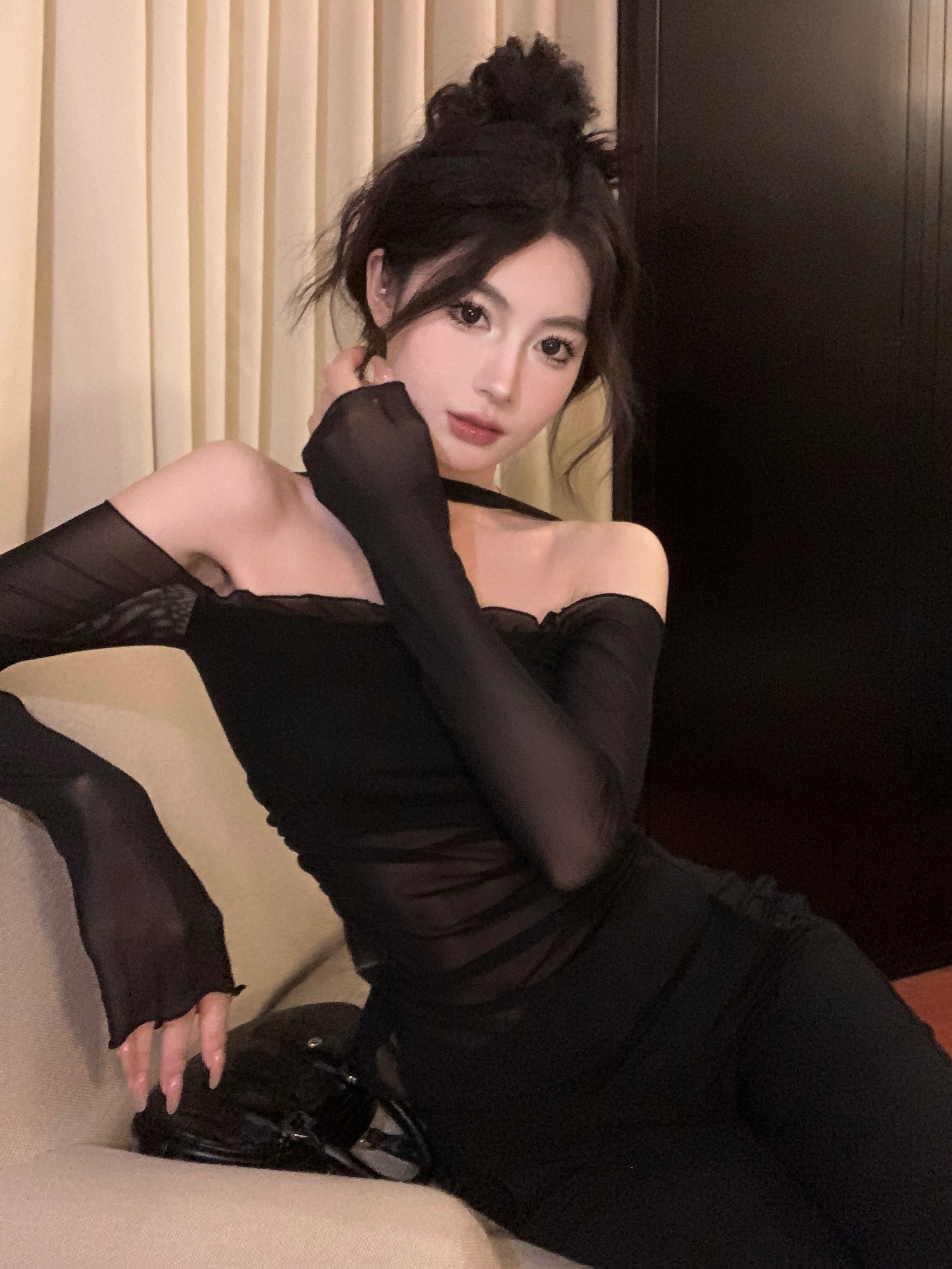 實拍 新款設計感一字肩黑色網紗打底衫甜辣掛脖抹胸上衣