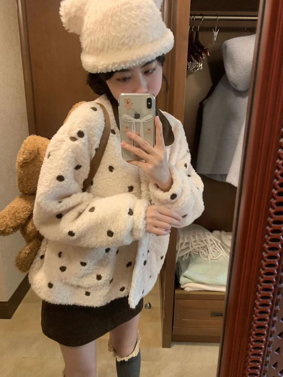 羊羔絨複合銀狐絨