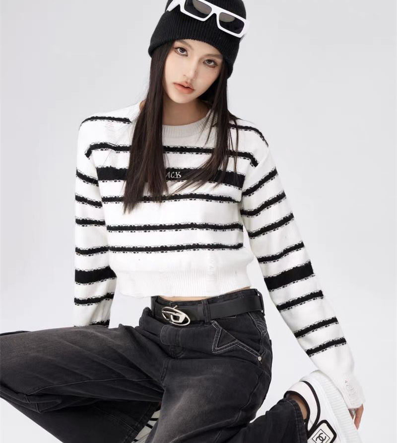 破壞條紋短款毛衣女秋季新款寬鬆修身顯瘦時尚休閒上衣