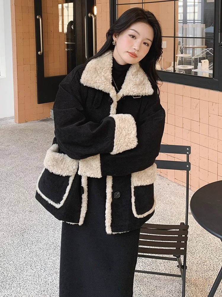 Black Retro Corduroy Lamb Wool Jacket Women's 2023 Autumn and Winter New Korean Style Lazy Style Thick Velvet Top