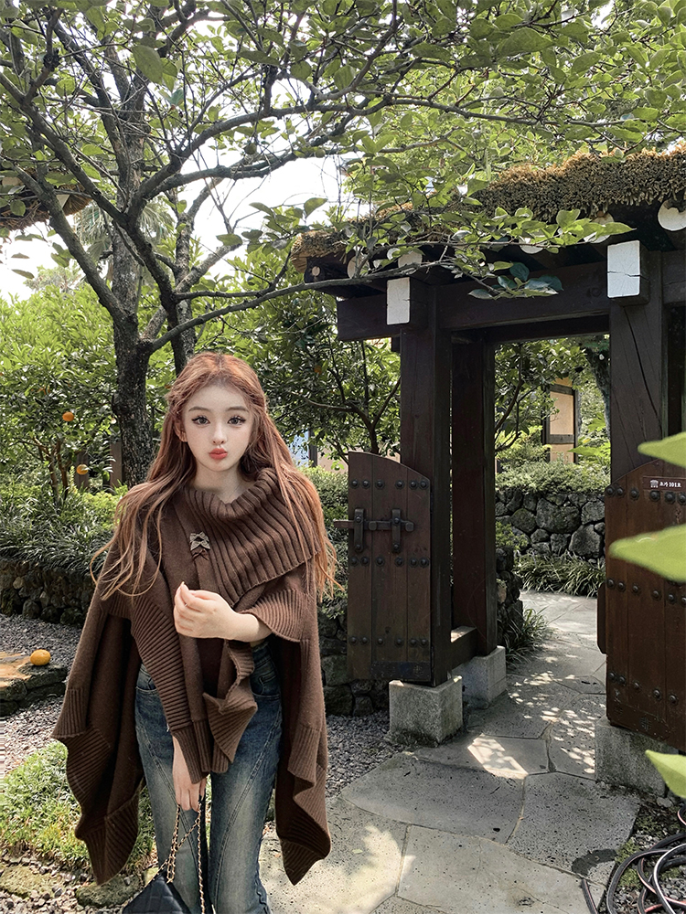 DoggyQin 奧莉維婭/澳洲羊毛針織衫女秋冬慵懶寬鬆百搭斗篷毛衣