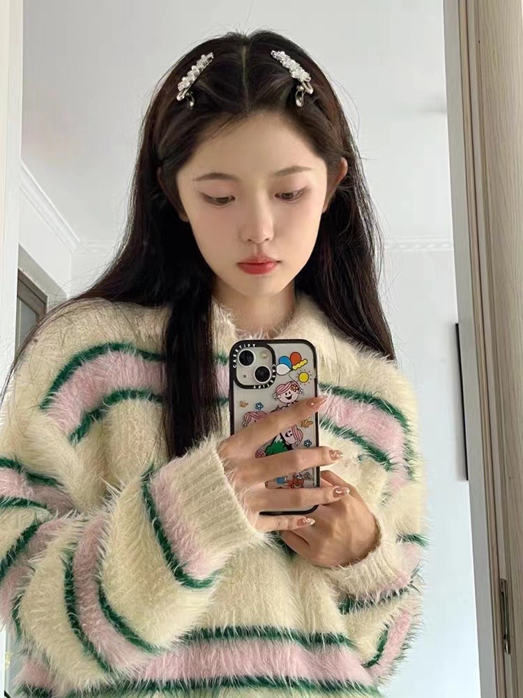條紋仿貂毛針織衫女秋冬新款慵懶風甜美上衣可愛多巴胺polo領毛衣
