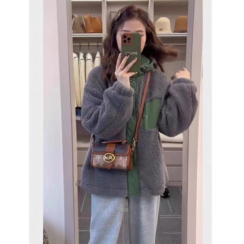 Small lamb wool short coat for women in winter, quilted, high-quality and super good-looking, small fragrant polar fleece top for spring and autumn