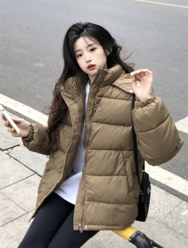 Real shot of women's short cotton-padded jacket  new cotton-padded jacket Korean version loose winter thick bread jacket