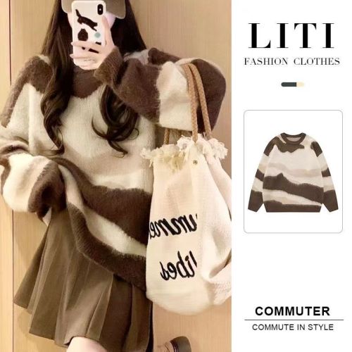 Korean version of contrasting striped sweater for women in autumn and winter with fufu and lazy design, loose and soft long-sleeved knitted top