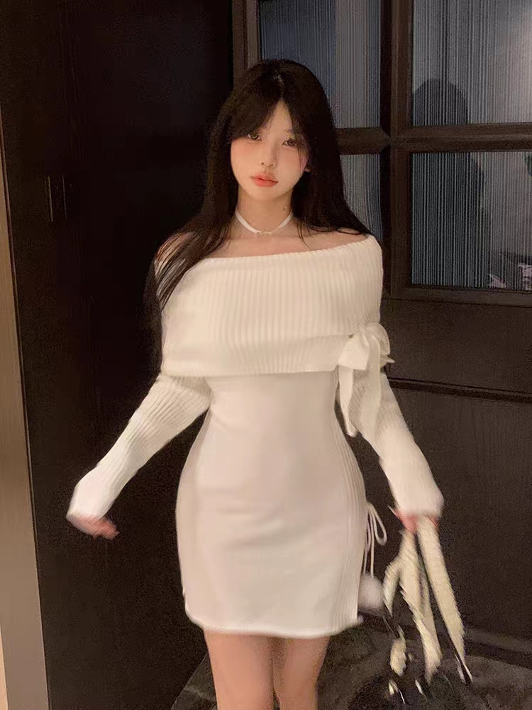 韓系白色一字肩長袖針織衫女秋季露肩蝴蝶結毛衣修身短款打底上衣