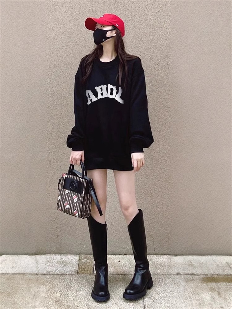 防棉華棉複合牛奶絲300克/銀狐絨400克圓領衛衣女