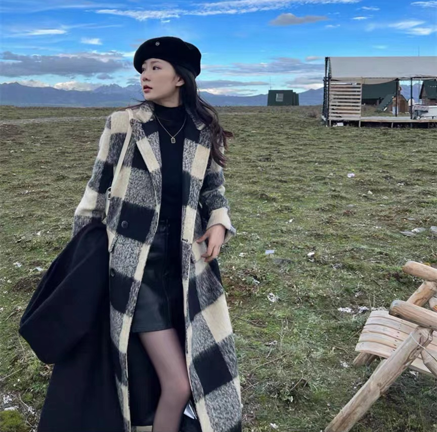 Woolen coat women's coat autumn and winter 2023 new high-end plaid British style woolen small medium and long style