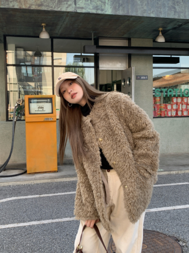 Real shot of Xiaoxiangfeng fur one-piece thickened warm temperament jacket