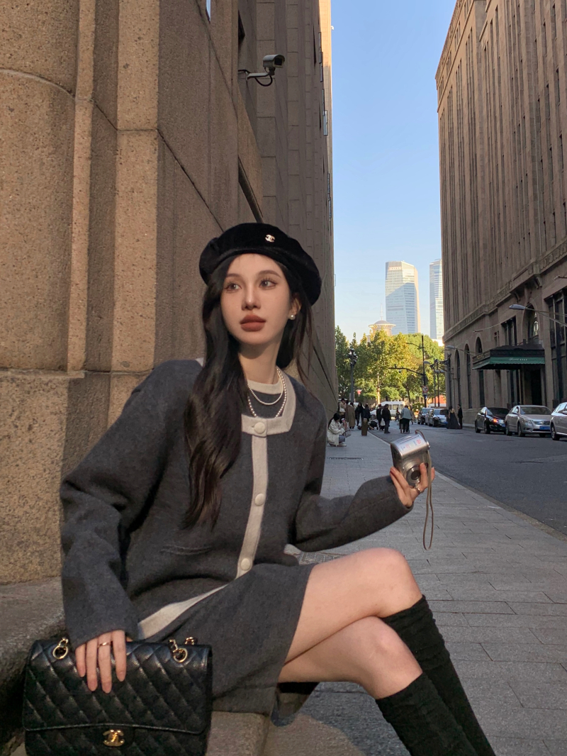 Real shot knitted cardigan sweater dress small fragrant style suit skirt women's autumn and winter two-piece set