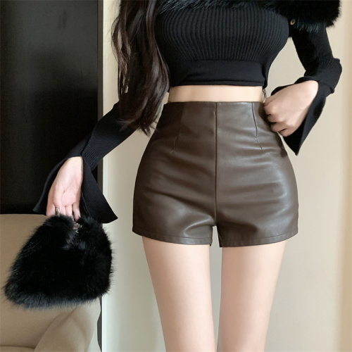 Real shot of hot girl Korean style tight straight elastic PU leather boot pants high waist simple fashionable leather shorts