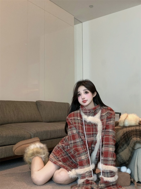 Actual shot of niche design woven plaid composite design raw edge short woolen coat