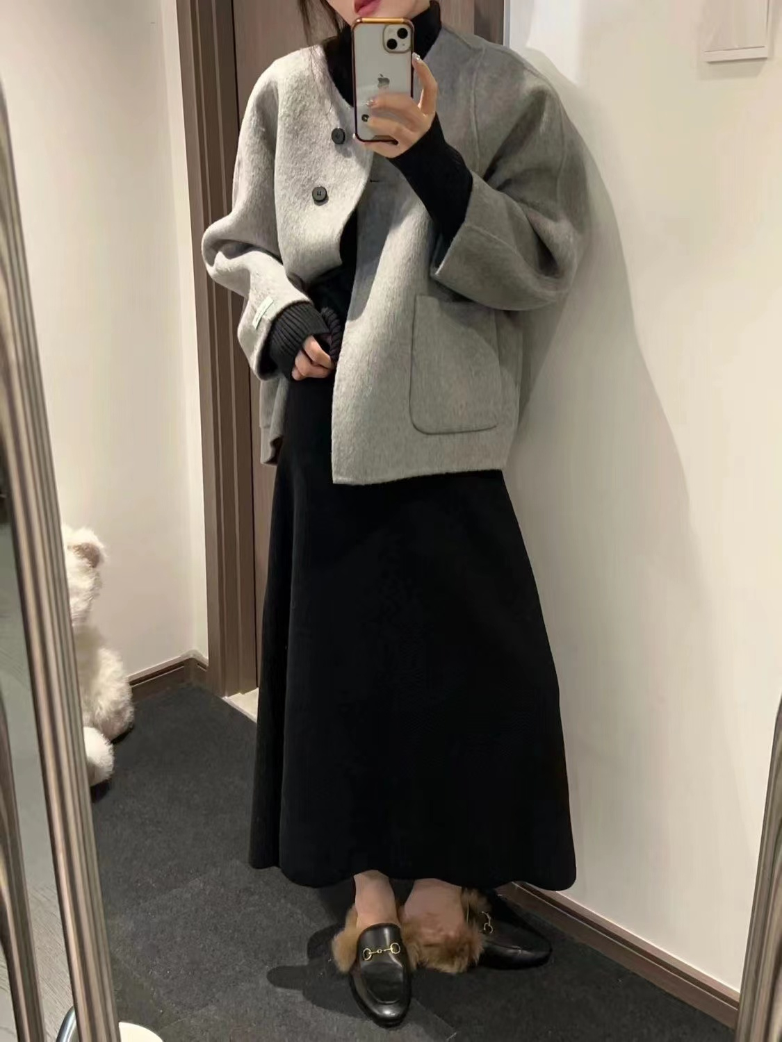 赫本風毛呢外套女秋冬季2023年新款小個子韓系高級感短款呢子大衣