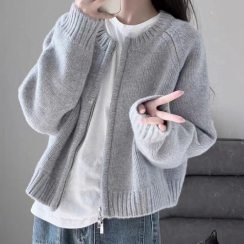 Soft waxy sweater knitted cardigan jacket for women  autumn and winter new style small fragrance style short zipper top