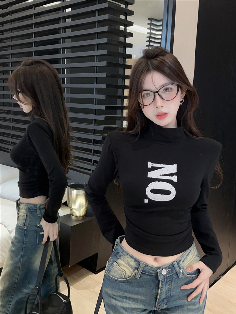 Real shot ~ 2023 winter new style Maillard wear high collar hot girl design slim fit short t-shirt