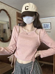 Actual shot of autumn Korean design niche off-shoulder halterneck suspender splicing fake two-piece T-shirt for women