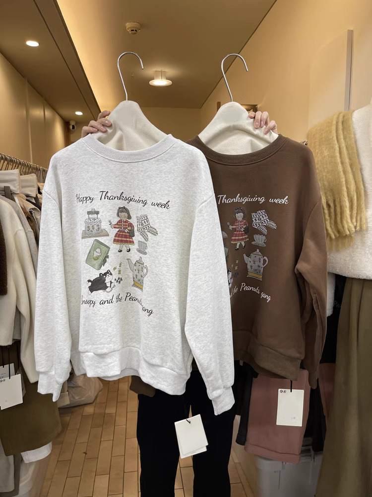 South Korea's Dongdaemun Autumn and Winter Solid Color Temperament Slimming and Age-Reducing Versatile Korean Pattern Print Pullover Plus Velvet Sweatshirt for Women