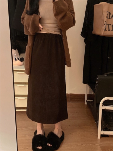 Actual shot of 2023 autumn and winter new design slit, slimming, high waist, velvet and thickened mid-length A-line skirt