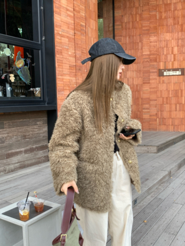 Real shot of Xiaoxiangfeng fur one-piece thickened warm temperament jacket