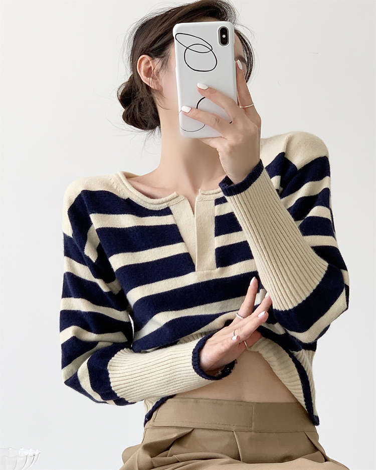 ICTS Lantian Shengyu French Striped Casual Knitted Sweater Women's Autumn and Winter Waist Contrast Color Top Design