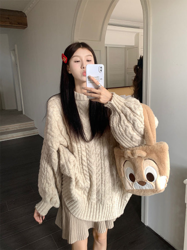 Actual shot of Korean chic autumn and winter simple thickened warm sweater + knitted skirt