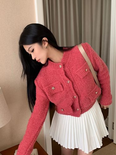Actual shot ~ French round neck single-breasted thickened sweater jacket small fragrant style knitted short cardigan top