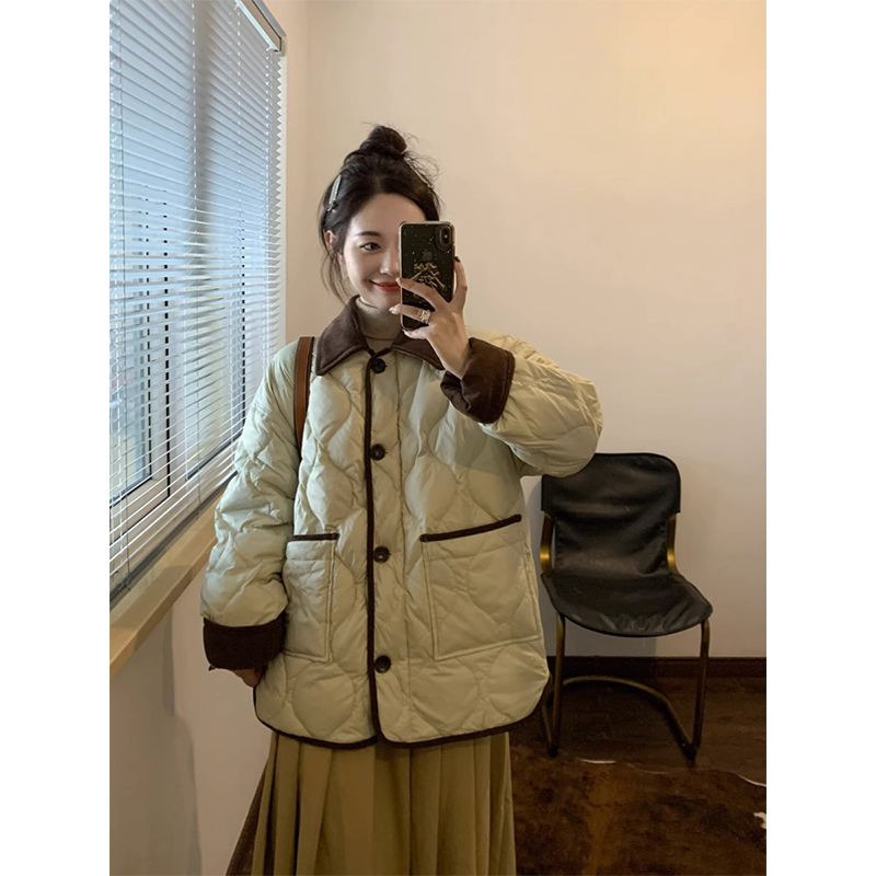 Official photo Korean autumn and winter quilted down jacket with lining for women, contrasting color lapel rhombus bread coat, trendy for women