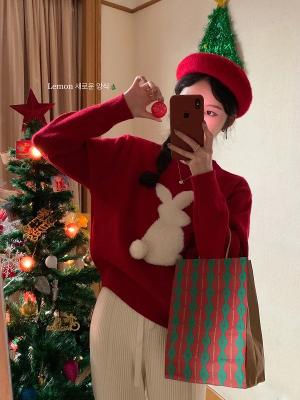 High-quality animal year rabbit jacquard Christmas atmosphere sweater for women in autumn and winter loose large size mid-length Korean style top