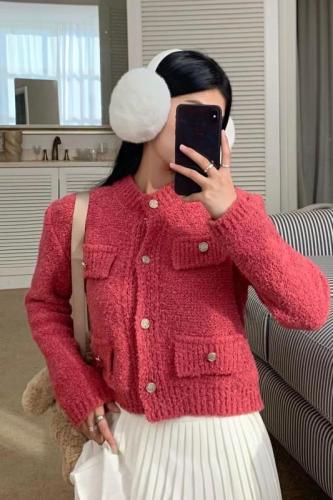 Actual shot ~ French round neck single-breasted thickened sweater jacket small fragrant style knitted short cardigan top