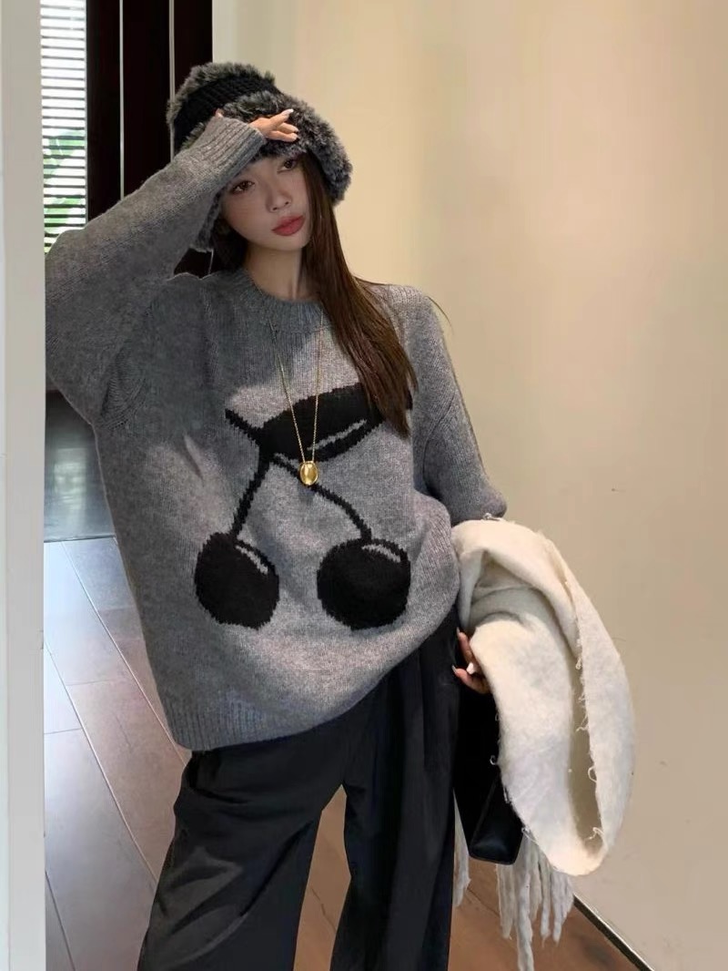 Cherry embroidered pullover sweater 2023 autumn and winter new niche design lazy soft waxy top Korean style sweater