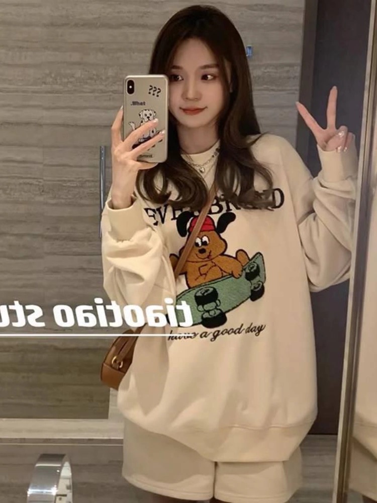 Autumn and winter round neck pullover cartoon cute puppy sweatshirt for women loose long-sleeved top casual