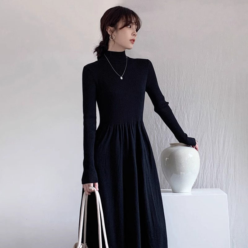 2023韓版內搭赫本風法式毛衣裙黑色半高領打底針織連衣裙女秋冬