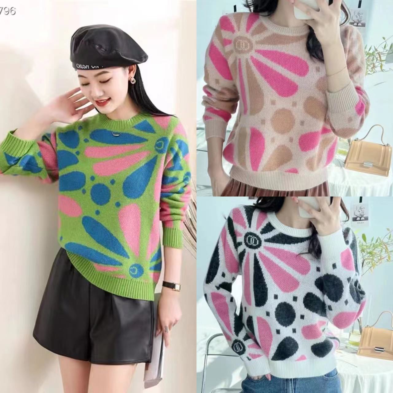 High-end and super good-looking sweet jacquard contrasting all-wool sweater for women in autumn, beautiful age-reducing round neck sweater