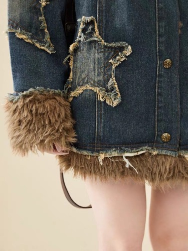 Drowning three fish fur splicing denim jacket for women in autumn and winter for small people, quilted thickened fur collar, retro frayed top