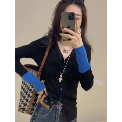 2023 Autumn Color Blocked V-neck Cashmere Knitted Cardigan Top Women's Single-breasted Bell Sleeve Sweater Bottoming Top