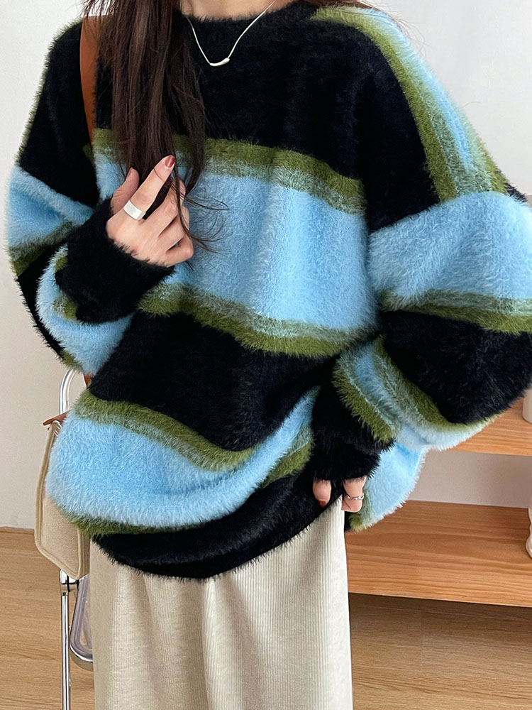 Lazy style imitation mink velvet thickened mid-length contrasting striped pullover sweater for women in autumn and winter with a high-end feel and loose outer wear