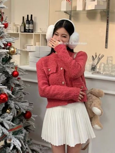 Actual shot ~ French round neck single-breasted thickened sweater jacket small fragrant style knitted short cardigan top