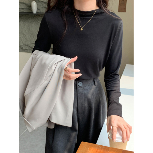 Real shot of bottoming shirt, half turtleneck, autumn and winter retro style knitted sweater, long-sleeved T-shirt, Korean style inner and outer top