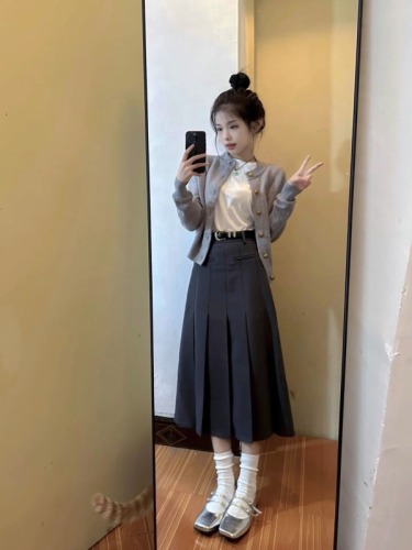 Autumn and winter small fragrance style knitted cardigan sweater for women 2023 new high-waisted skirt two-piece suit