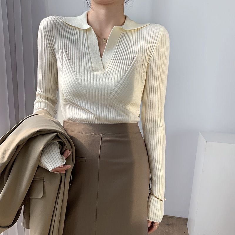 V-neck cardigan women's bottoming shirt women's autumn and winter 2023 new white polo sweater women's low-neck top