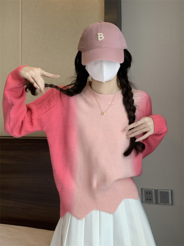 Actual shot of Korean design gradient round neck long-sleeved knitted loose and slim versatile top