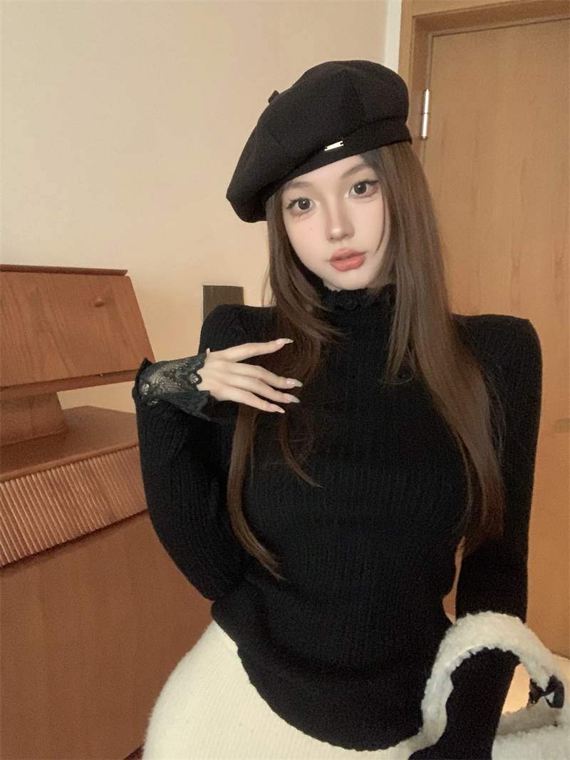 Real shot of sweet lace patchwork half-turtleneck sweater, feminine fluffy knitted bottoming shirt