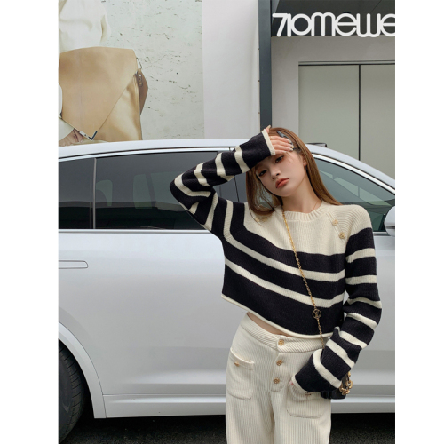 Quality Metal Buckle Contrast Color Striped Sweater Women's New Loose Soft Waxy Lazy Knitted Sweater Autumn and Winter