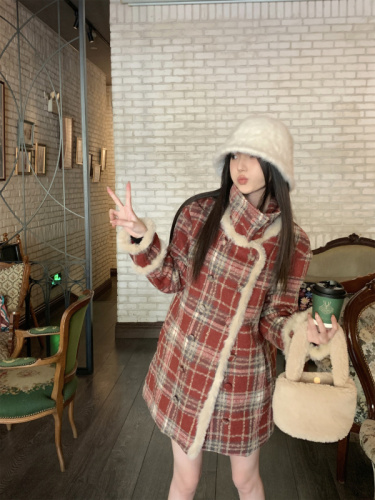Actual shot ~ Korean style loose Christmas and New Year plaid high collar long woolen jacket