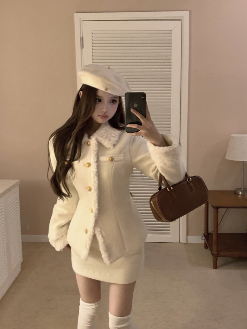 Actual shot Korean style slimming sweet and spicy plush quilted woolen jacket + high waist hip skirt suit