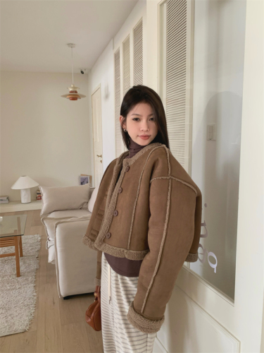 Real shot winter round neck lamb fur all-in-one short thickened small fragrant cotton jacket