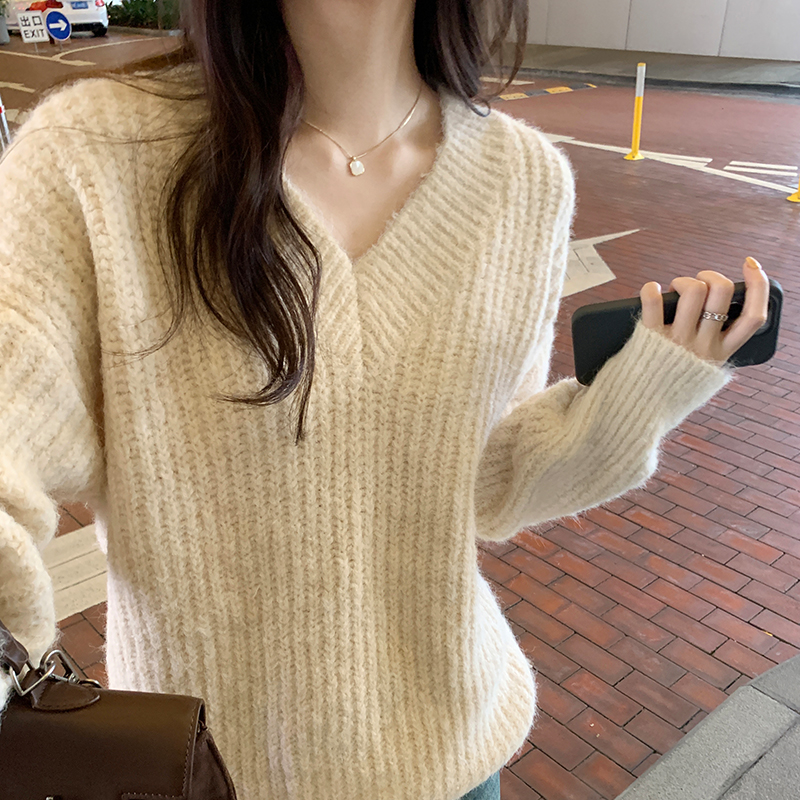 實拍圖韓系V領毛衣女秋冬2023新款寬鬆慵懶外穿軟糯打底針織上衣