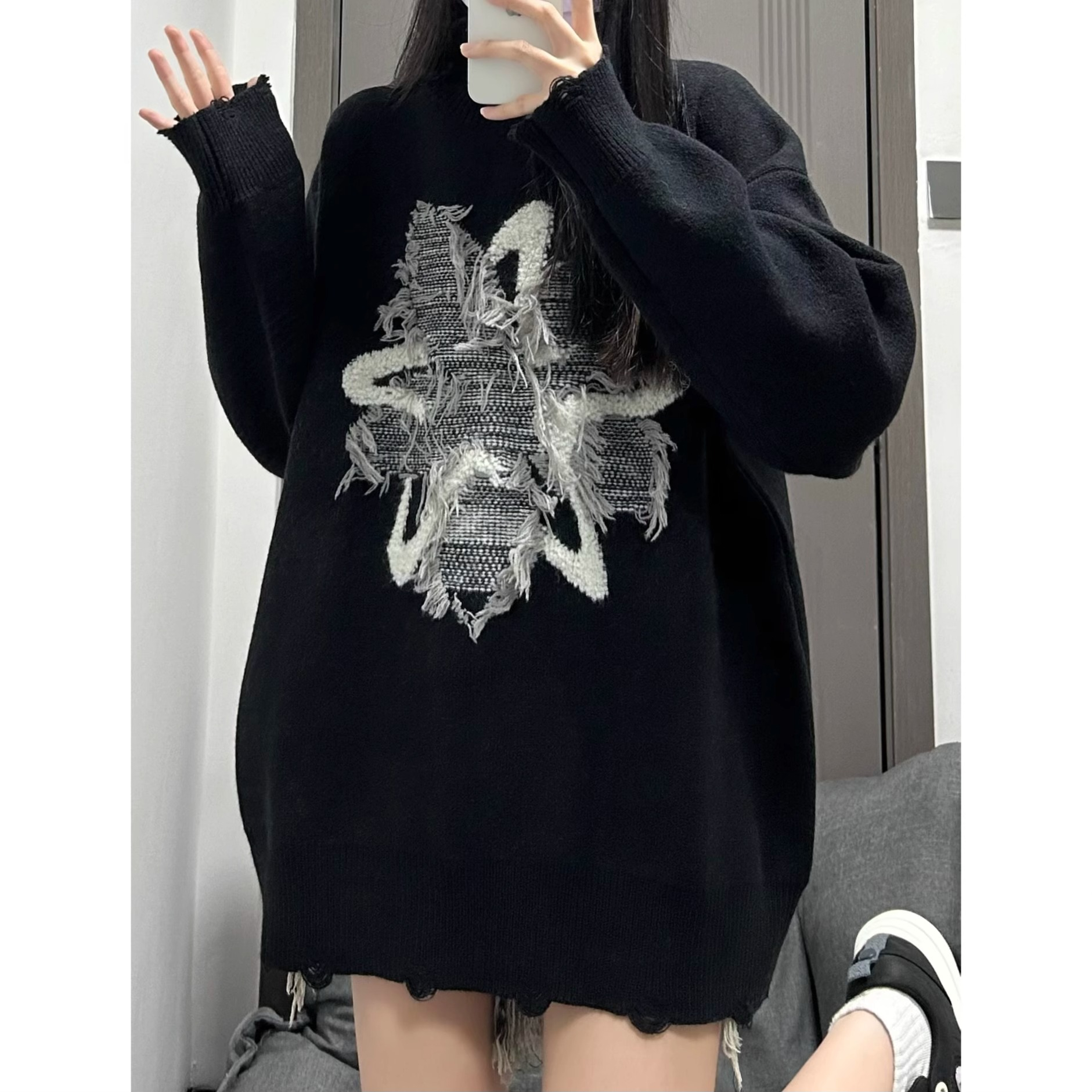 秋冬慵懶破爛毛邊圓領毛衣男女中性風嘻哈寬鬆針織衫上衣 綿羊絨