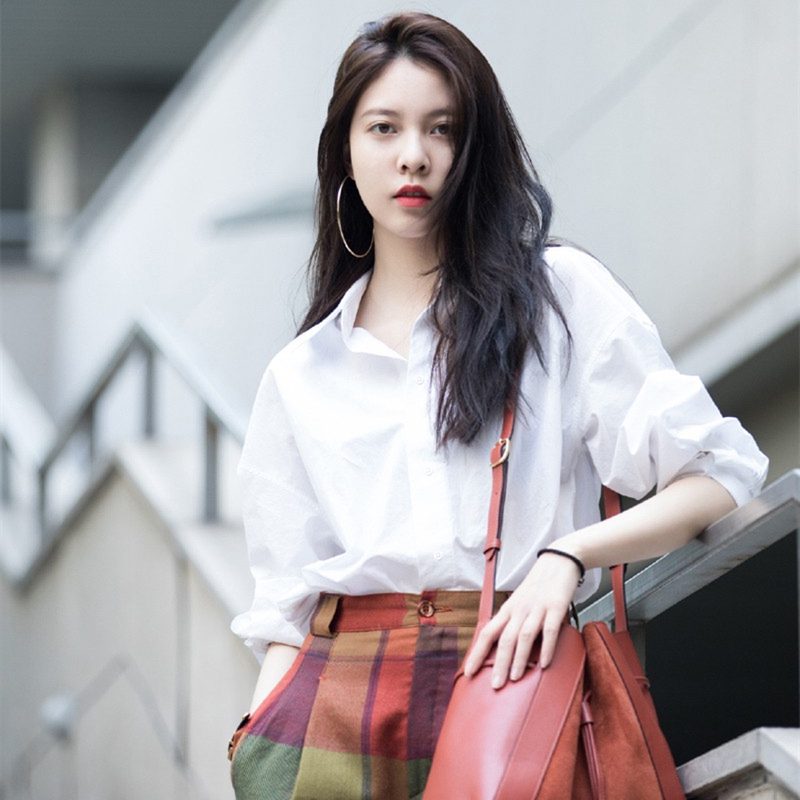 白色襯衫女寬鬆慵懶休閒2023早春內搭上衣長袖棉襯衣女設計感小眾